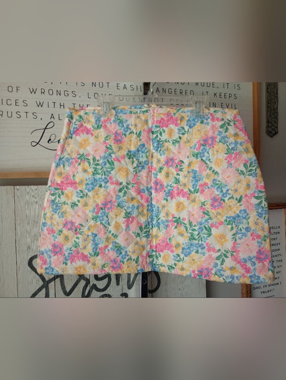 NWT quilted Floral Skirt Size Large Women's Skirt Size Large Floral Summer Mini